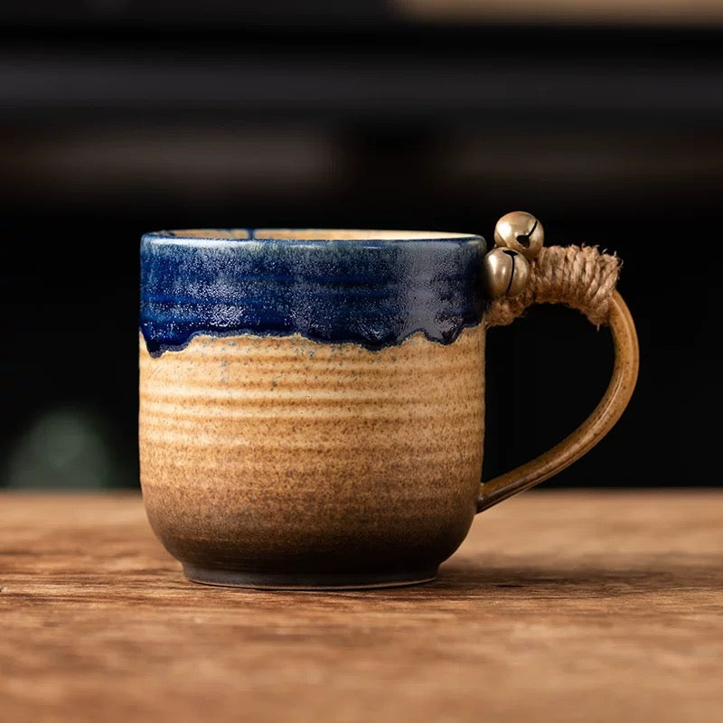 Coffee Cup With Small Bell blue/beige